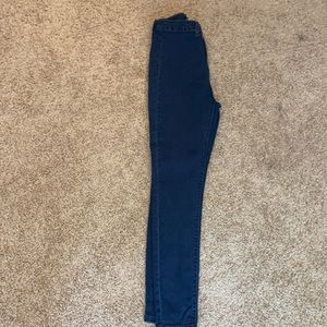 Highrise skinny jeans